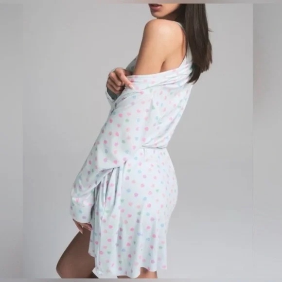 SKIMS Soft Lounge Short Robe  Cloud Candy  Size Small - Picture 5 of 9